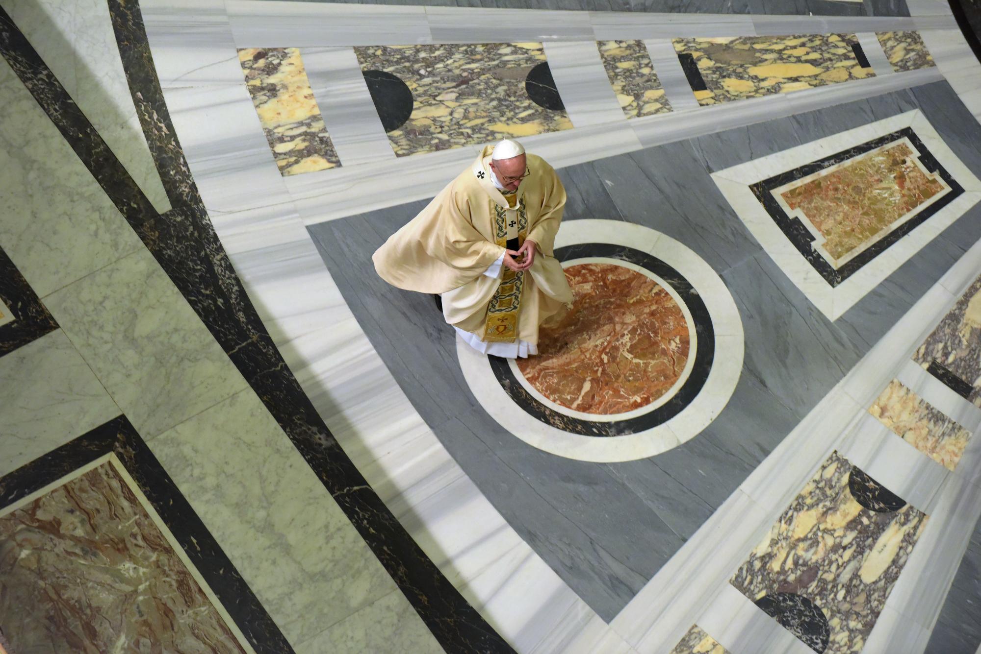Pope Francis: behind the scenes​ ​in​ ​Vatican City –​ photo essay