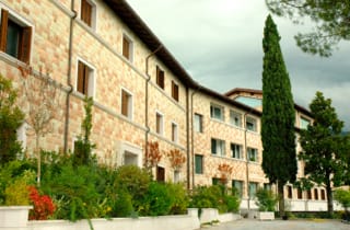Assisi Accommodation | Assisi Convent & Monastery BnB Room Bookings